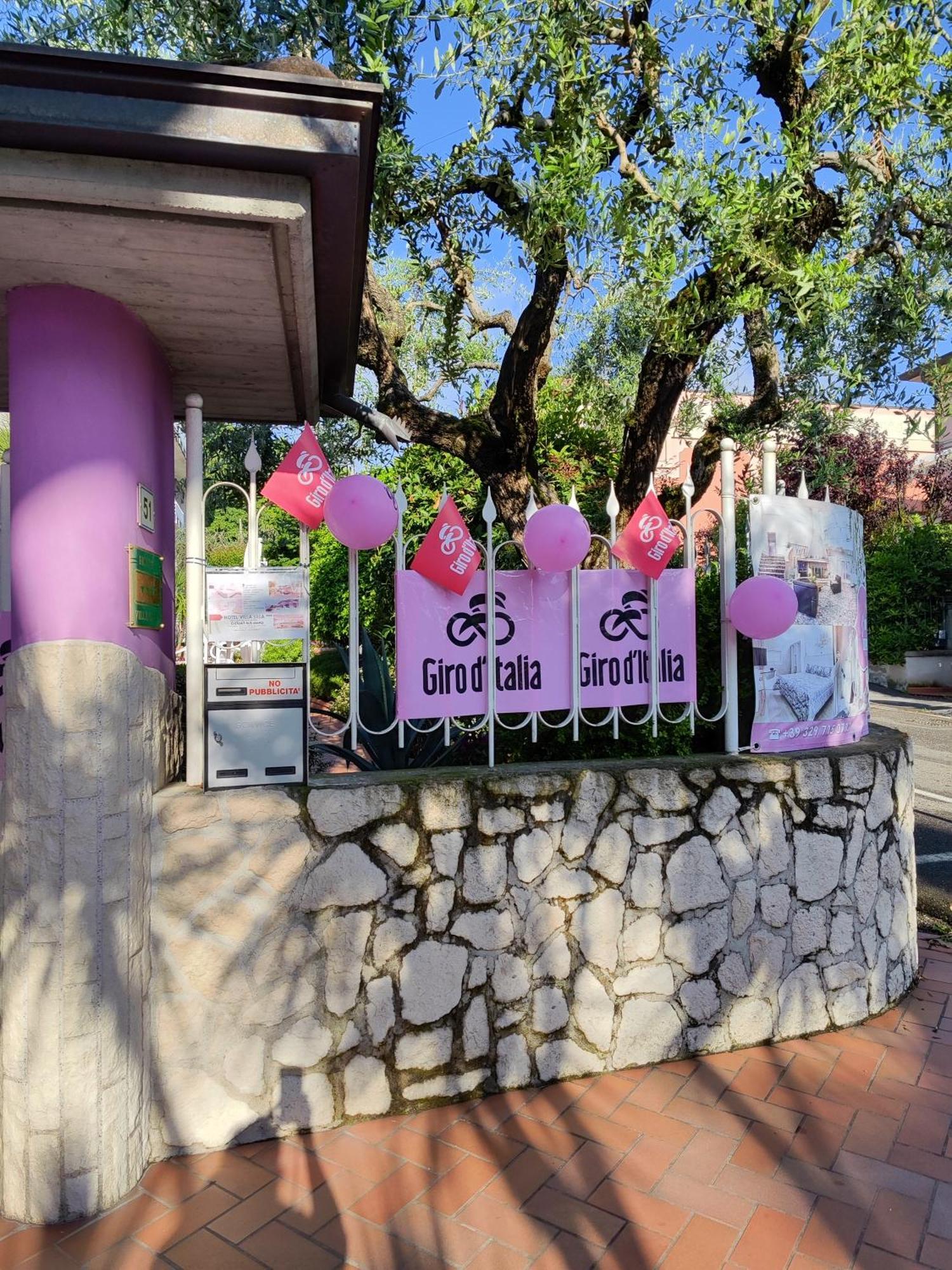 Hotel Villa Lilla 데센자노델가르다 외부 사진